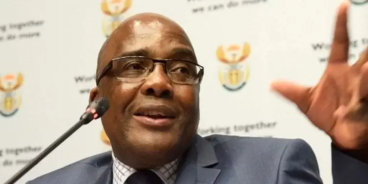 Aaron Motsoaledi