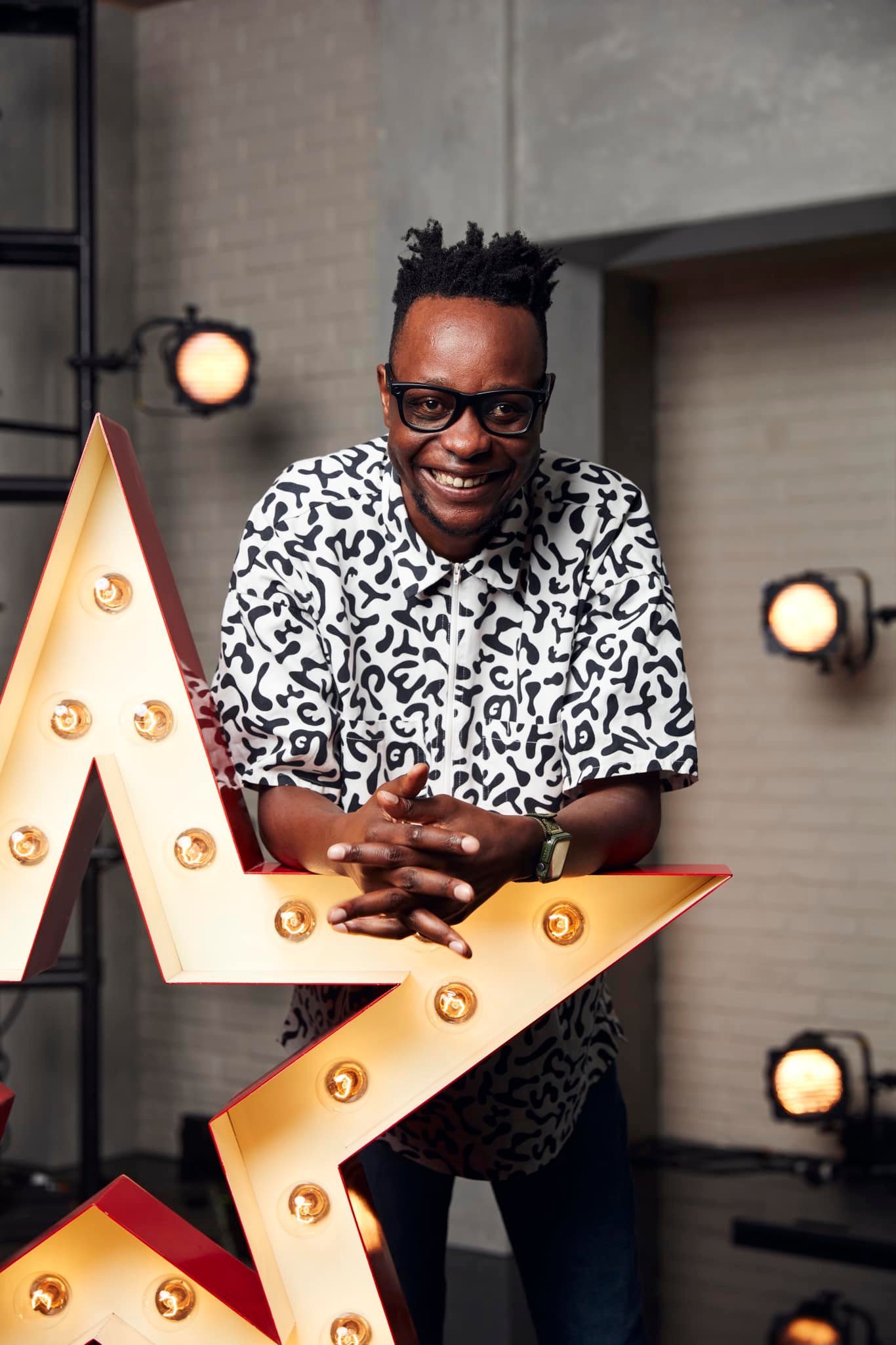 Zimbabwean comedian shines in AGT Season 19 finale Learnmore Jonasi
