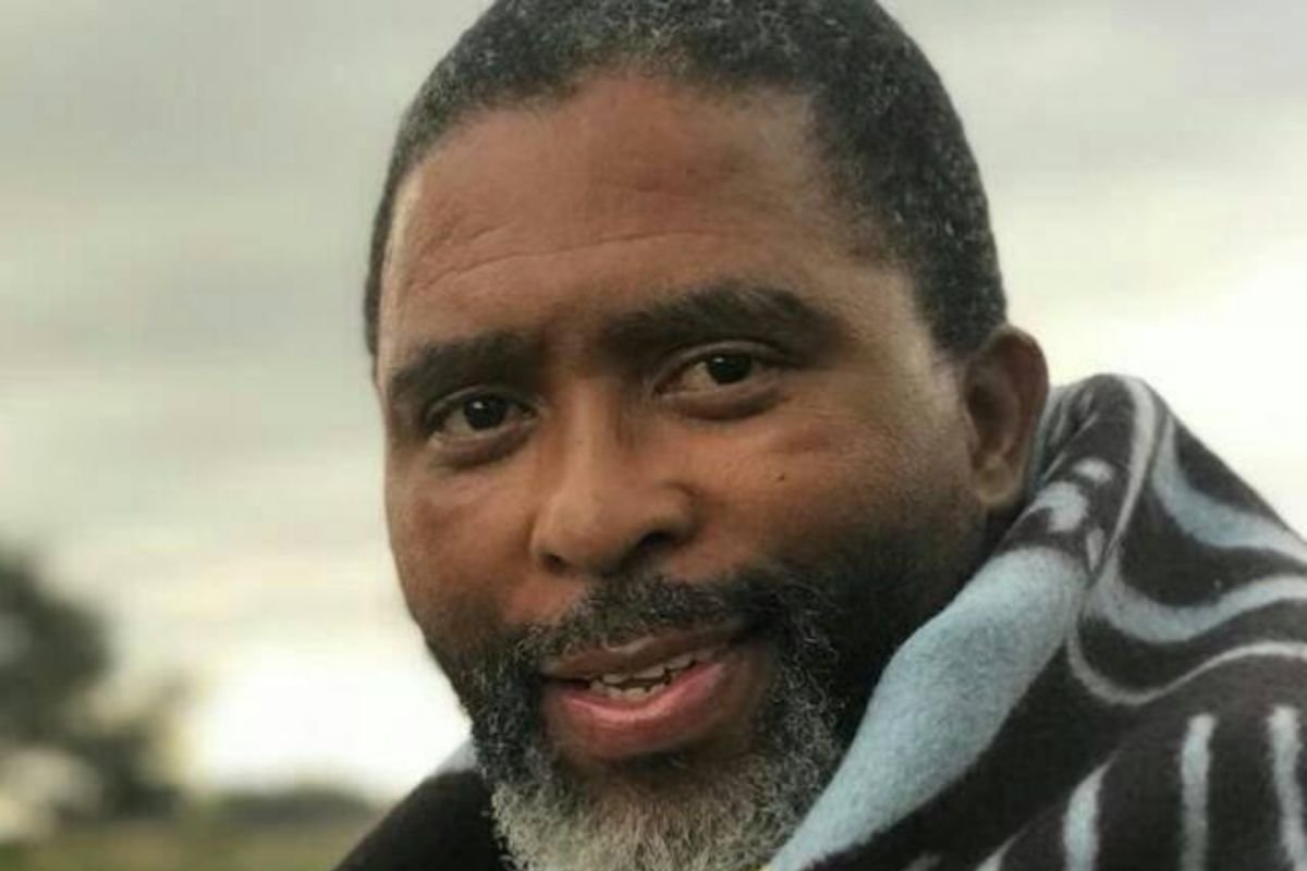 Sello Motloung