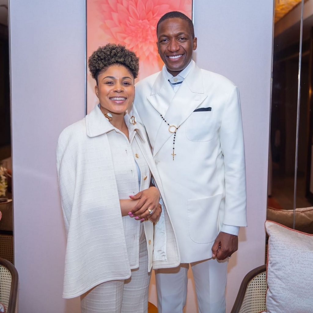 Uebert Angel’s wife surprises him with a stunning Ferrari Roma | ZiNews24