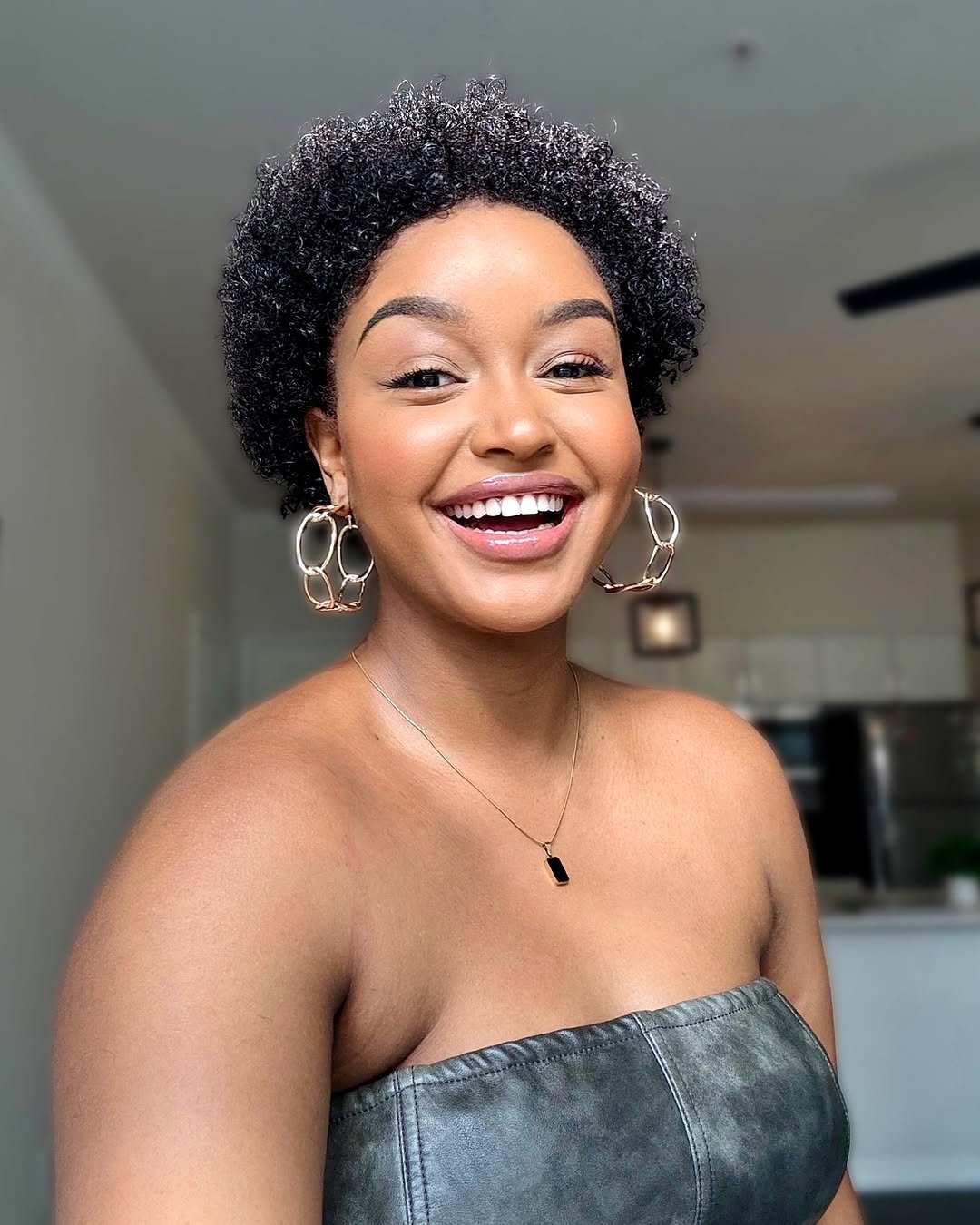 Anita Jaxson1