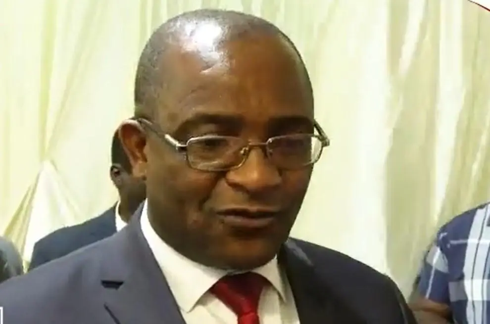 Douglas Mwonzora1