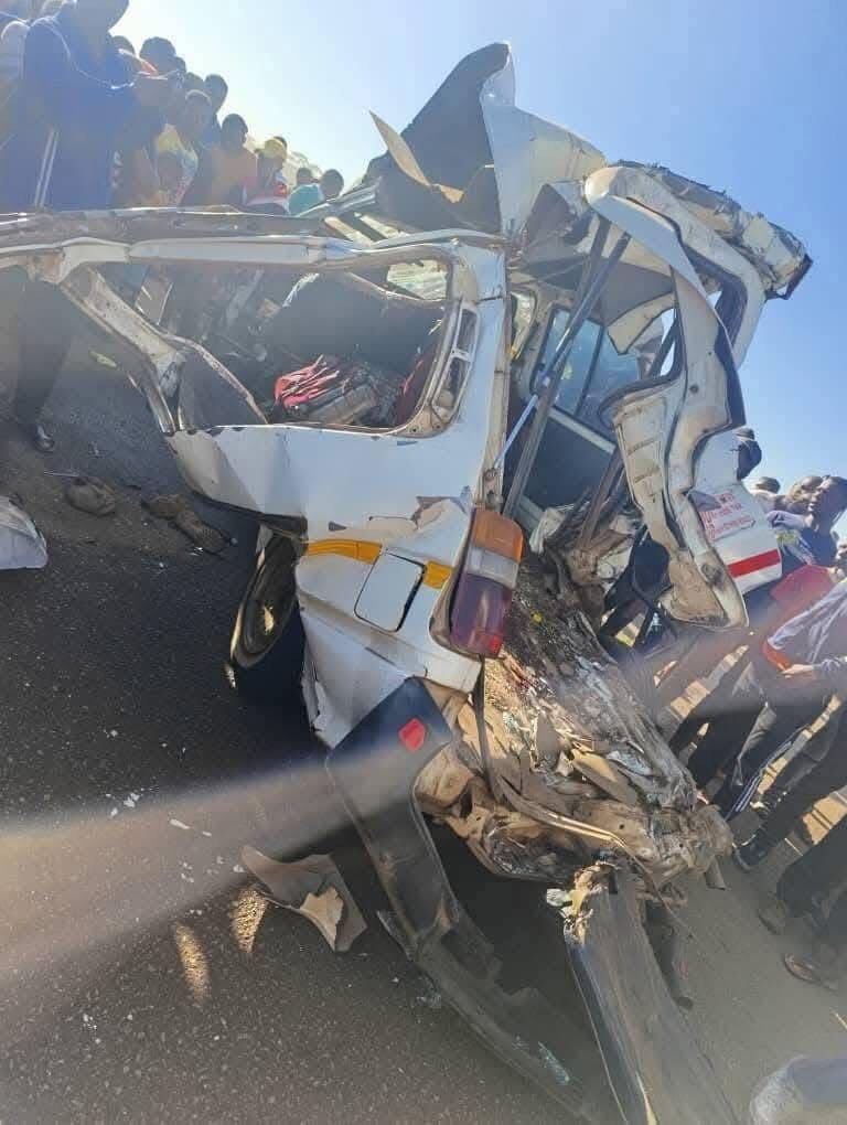 Several feared dead after commuter omnibus collides with truck at Dzivaresekwa turn-off