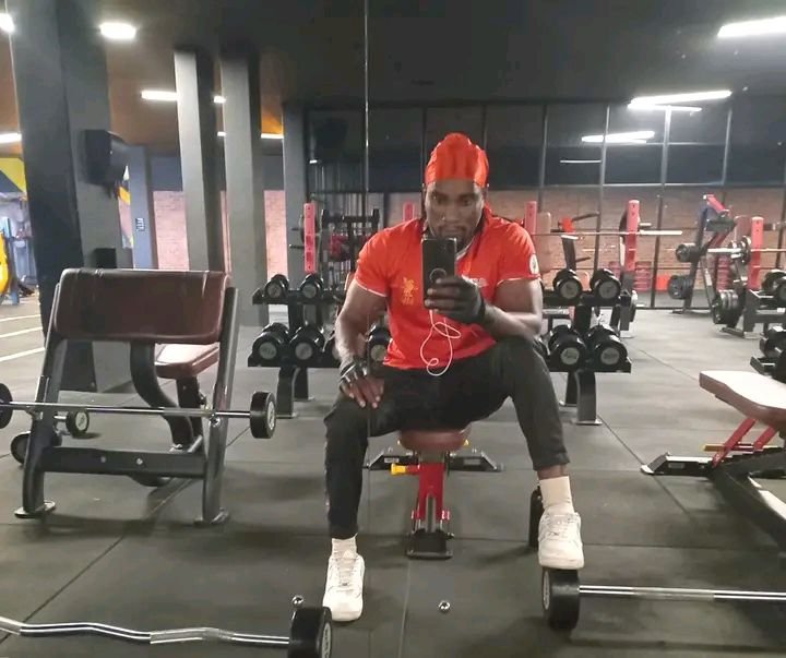 Emanuel Mahamba