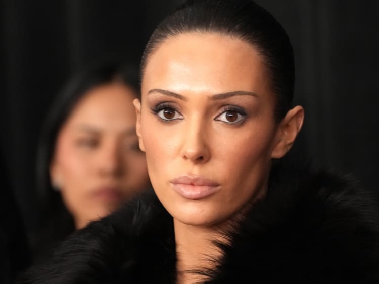 Angelina Censori Channels Lookalike Sister Bianca’s