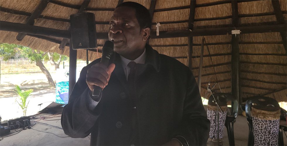 Manicalanmd-Provincial-Education-Director-Mr-Richard-Gabaza